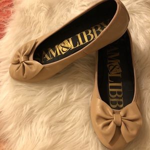 Sam & Libby tan ballet flats with bow